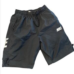 Nike Men's Black Athletic Shorts with Mesh Lining Mens Medium